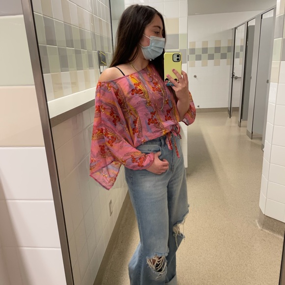 • Y2K floral sheer cinched butterfly crop top • - Picture 7 of 7